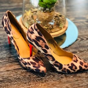 XOXO Filomena Leopard Print Heels